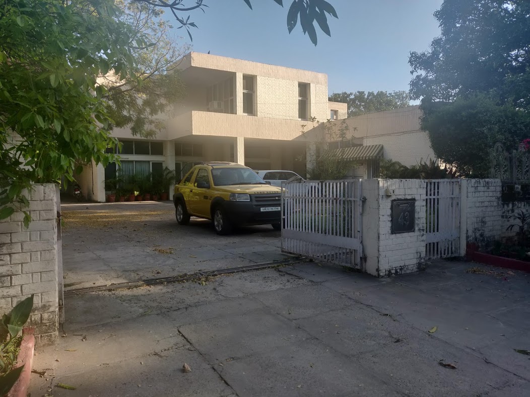 Manhole Cover Detail